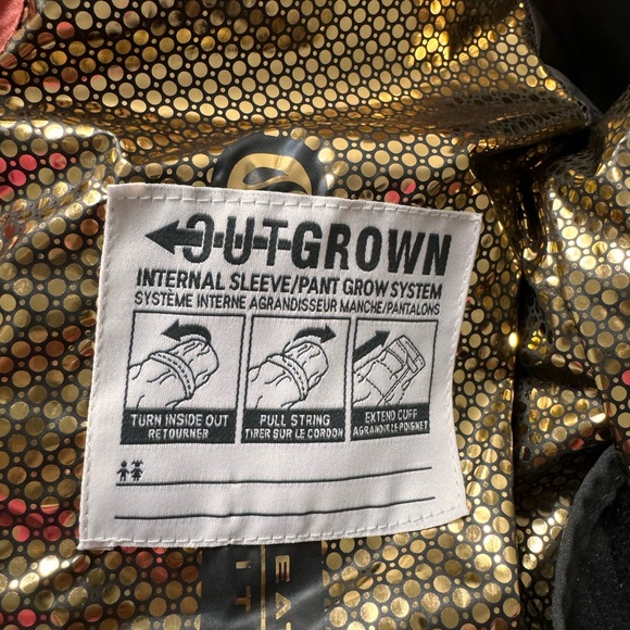 New with tags, never worn Columbia Powder II jacket for girls. - Picture 4 of 7